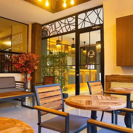 Emirtimes Kadıköy 3*