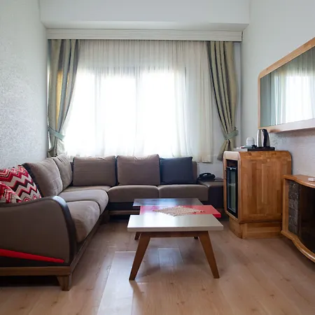 Emirtimes Kadikoey 3*