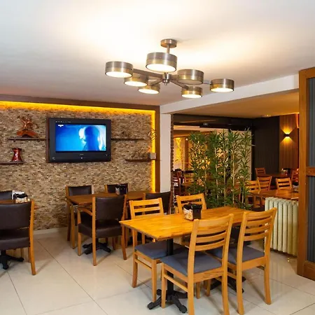 מלון Emirtimes Kadikoey