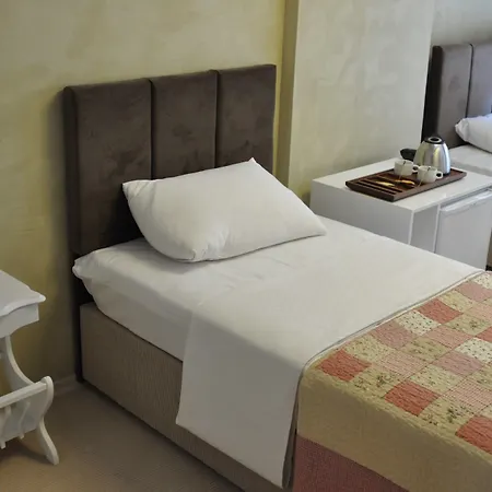 Emirtimes Kadikoey 3*