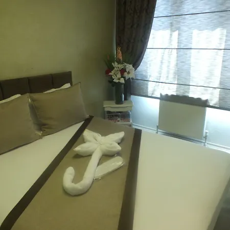 Emirtimes Kadikoey 3*