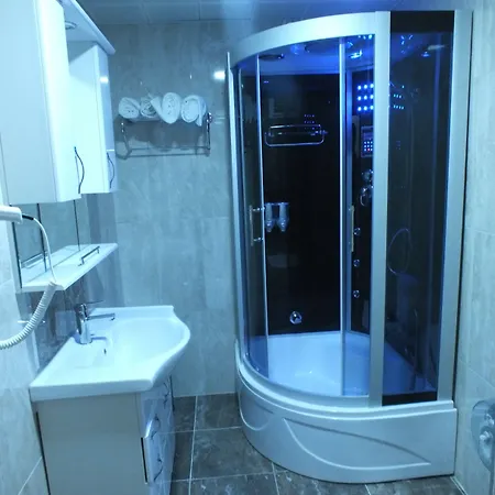 Emirtimes Kadikoey Hotel